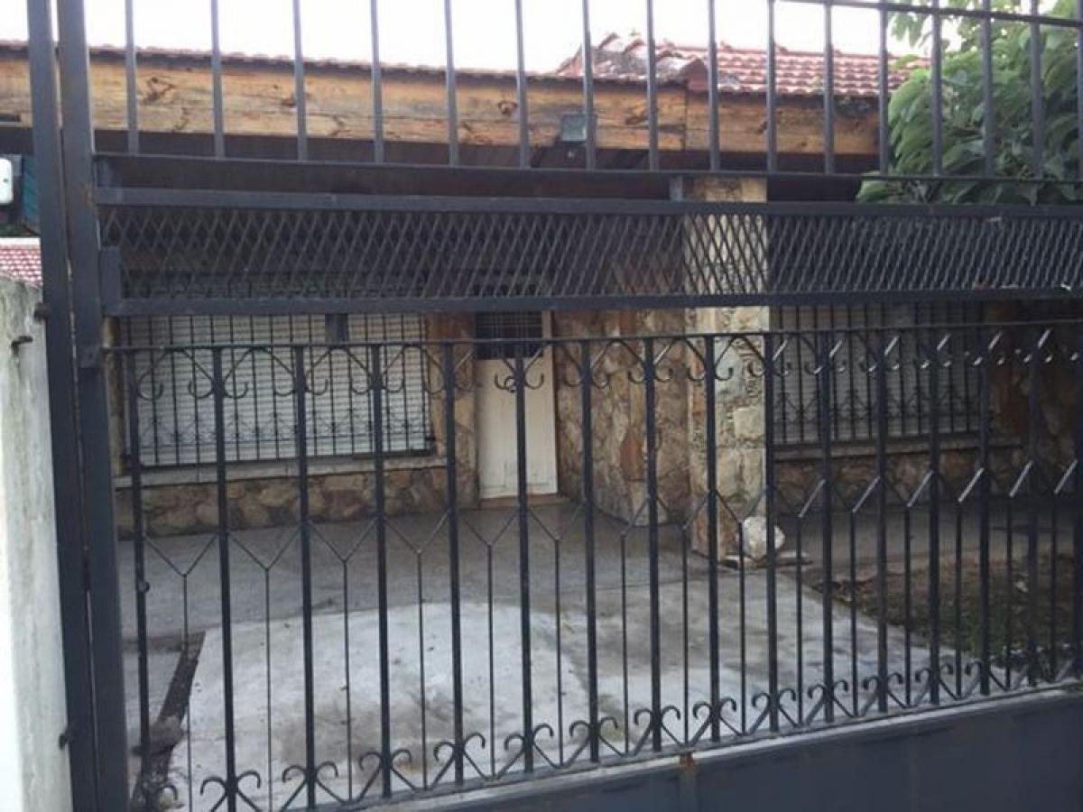 Casa T3 em Esteban Echeverria, Argentina N.º 62553