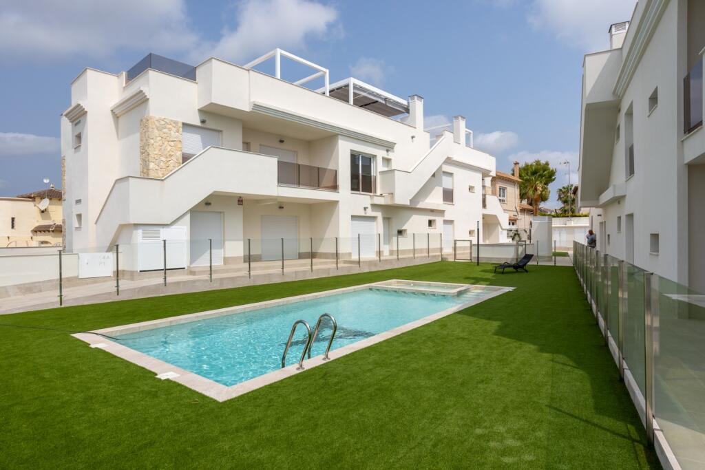 2 bedrooms Penthouse in San Miguel de Salinas, Spain No. 49629