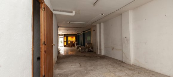 138m² Commercial property in Jaen, Spain No. 100979 22