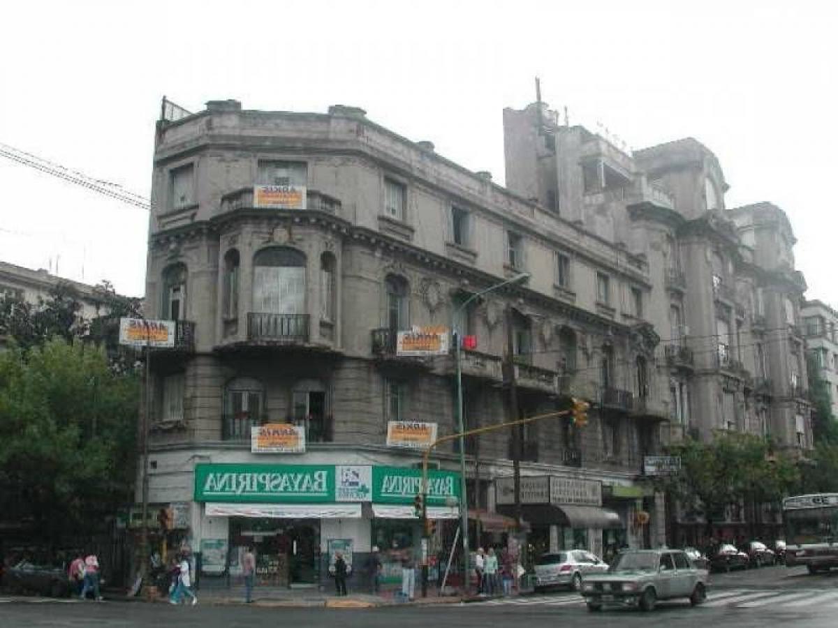 5 bedrooms Apartment in Buenos Aires, Argentina No. 68579