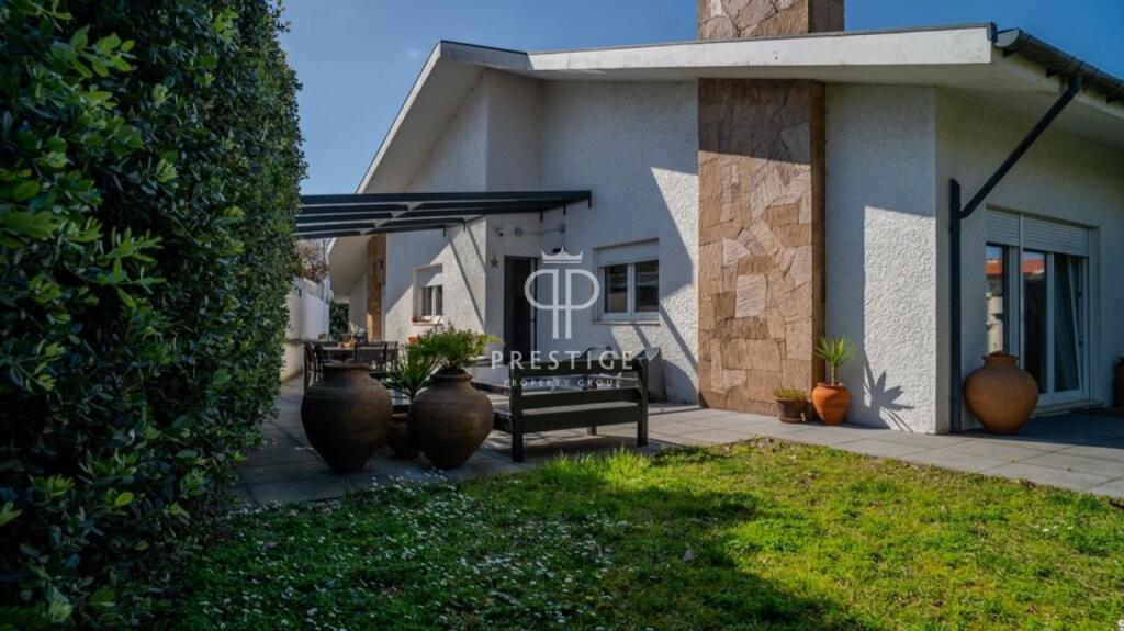 4 Schlafzimmer Villa in Vila Nova de Gaia, Portugal, Nr. 241835