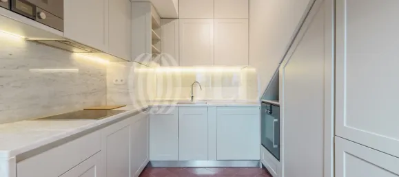 Дуплекс с 2 спальнями в Порту, Португалия № 154422 13