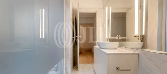 Дуплекс с 2 спальнями в Порту, Португалия № 154422 23