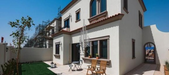 215.8m² Villa in Khalifa City, UAE No. 52712 2