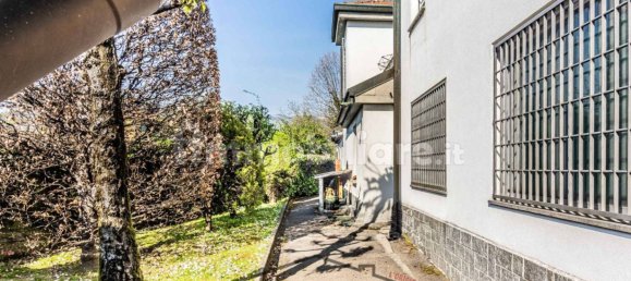 3 bedrooms Villa in Como, Italy No. 355081 31
