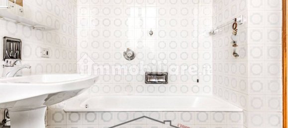 3 bedrooms Villa in Como, Italy No. 355081 20