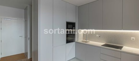 2 bedrooms Apartment in Porto, Portugal No. 147486 10