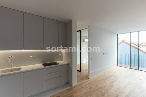 2 bedrooms Apartment in Porto, Portugal No. 147486