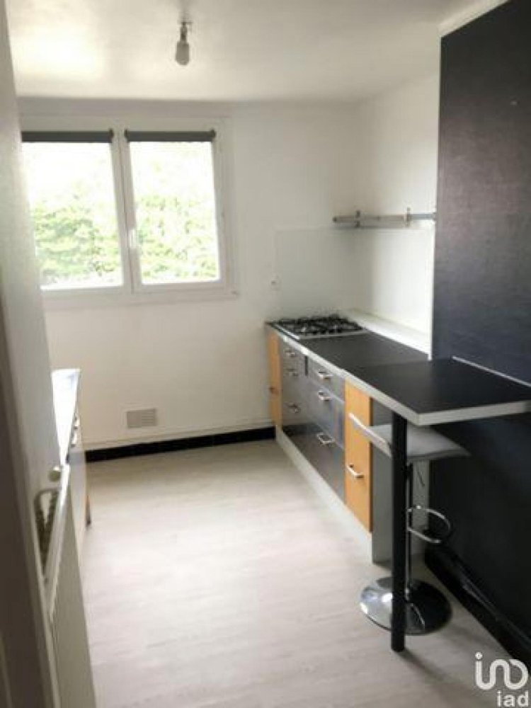 Studio in the Condo in Brest, France No. 4788