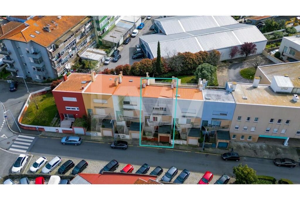 4 Schlafzimmer Haus in Senhora da Hora, Portugal, Nr. 143828