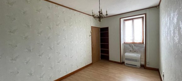 2 bedrooms House in Saint-Junien, France No. 335631 6