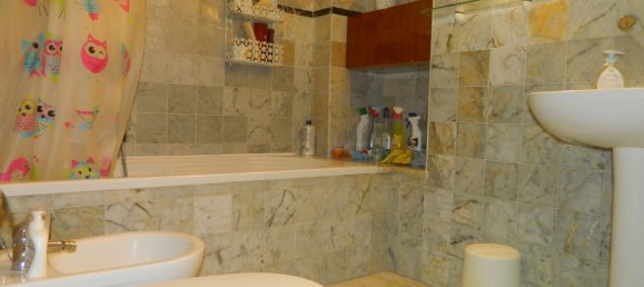 4 rooms Apartment in Carrara, Italy No. 70332 14