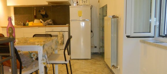 4 rooms Apartment in Carrara, Italy No. 70332 9