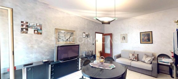 3 rooms Apartment in Arzano, Italy No. 354680 9