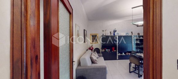 3 rooms Apartment in Arzano, Italy No. 354680 3