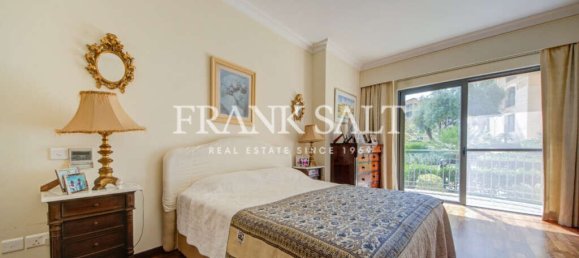 Apartamento de 4 dormitorios en Saint Julian's, Malta No. 142 11