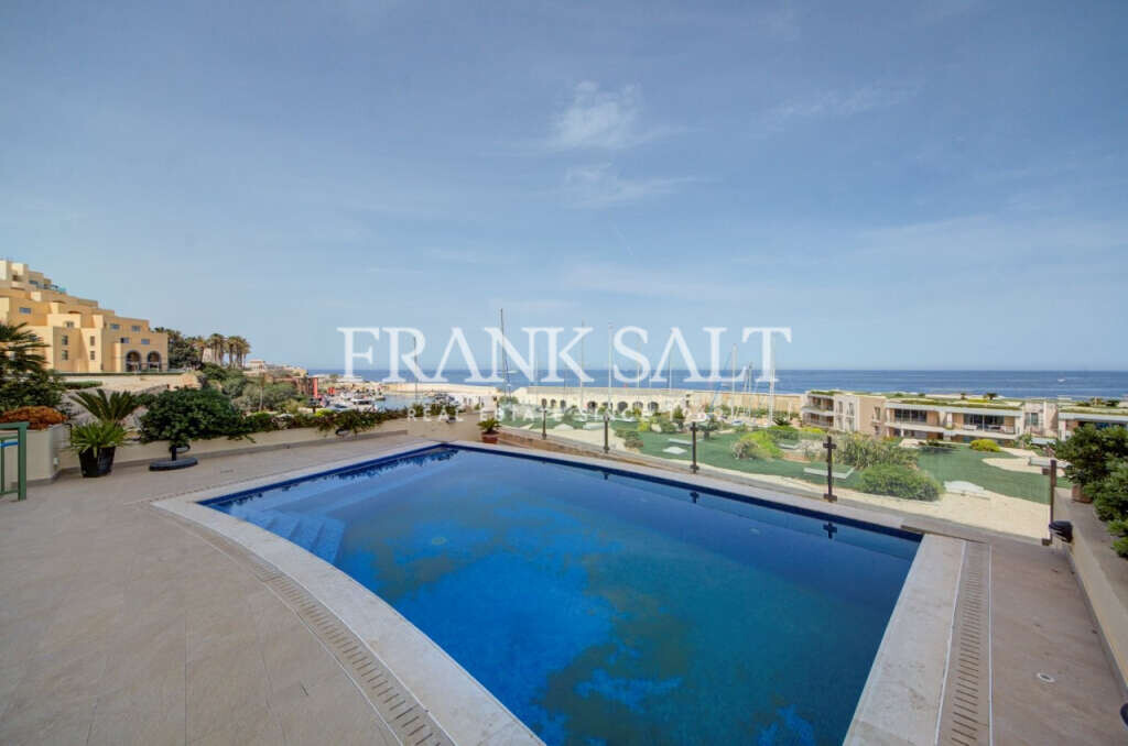 Apartamento de 4 dormitorios en Saint Julian's, Malta No. 142