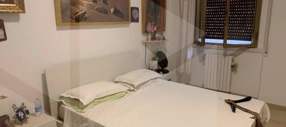 3-salle Appartement à Foggia, Italy No. 26173 9