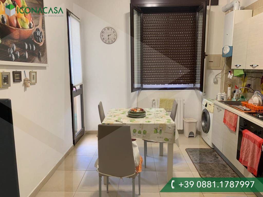 3-salle Appartement à Foggia, Italy No. 26173