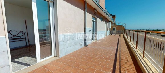 Apartamento de 2 divisões em Bari, Italy N.º 290641 10