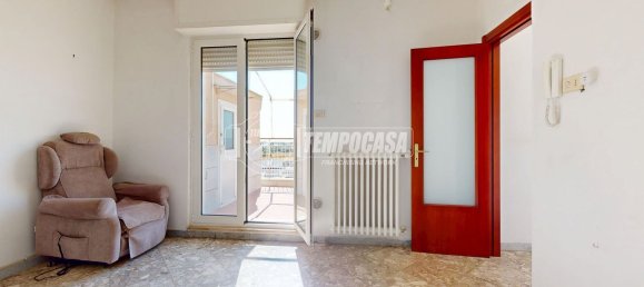 Apartamento de 2 divisões em Bari, Italy N.º 290641 18