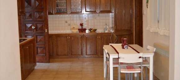 6 bedrooms Villa in Loutraki, Greece No. 1260 13