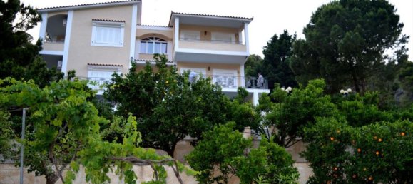 6 bedrooms Villa in Loutraki, Greece No. 1260 7