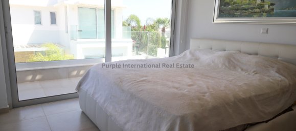 4 bedrooms Villa in Ayia Napa, Cyprus No. 25708 9