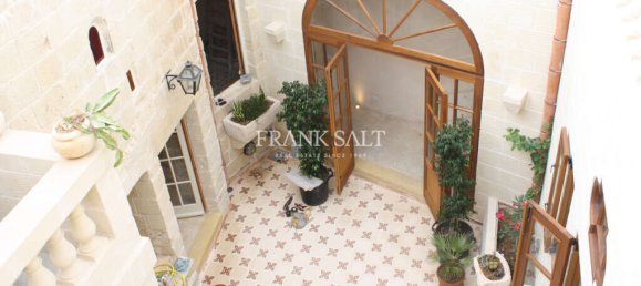 2 bedrooms House in Zebbug, Malta No. 3719 5