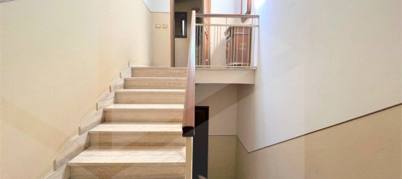 Вилла с 5 комнатами в Фьорано Моденесе, Италия № 22669 4