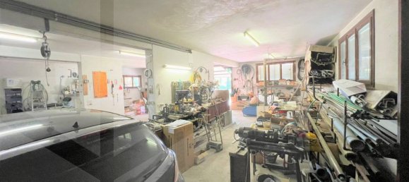 Вилла с 5 комнатами в Фьорано Моденесе, Италия № 22669 21