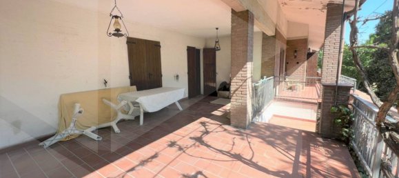 Вилла с 5 комнатами в Фьорано Моденесе, Италия № 22669 38