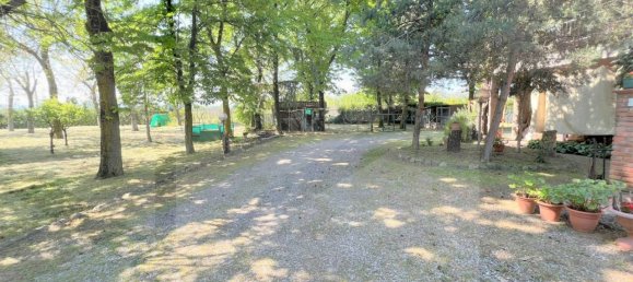 Вилла с 5 комнатами в Фьорано Моденесе, Италия № 22669 13