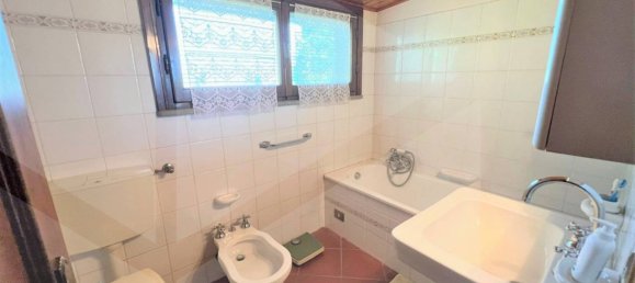 Вилла с 5 комнатами в Фьорано Моденесе, Италия № 22669 11