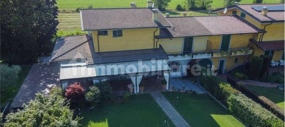 5 bedrooms Villa in Maclodio, Italy No. 280256 27