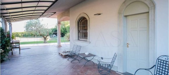 5 bedrooms Villa in Maclodio, Italy No. 280256 13