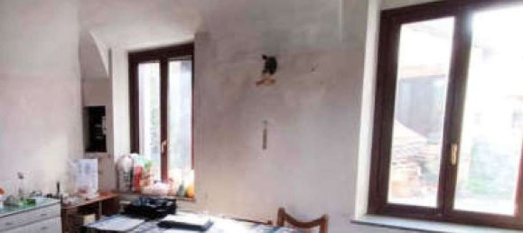 5 bedrooms Apartment in Pezzana, Italy No. 364519 24