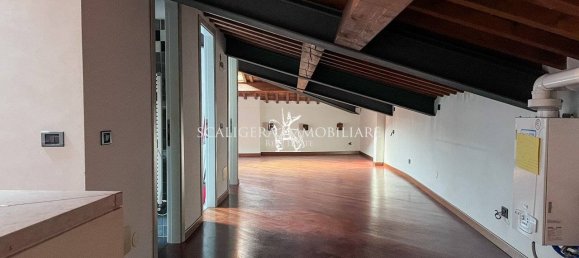 3 bedrooms Apartment in Verona, Italy No. 370358 23