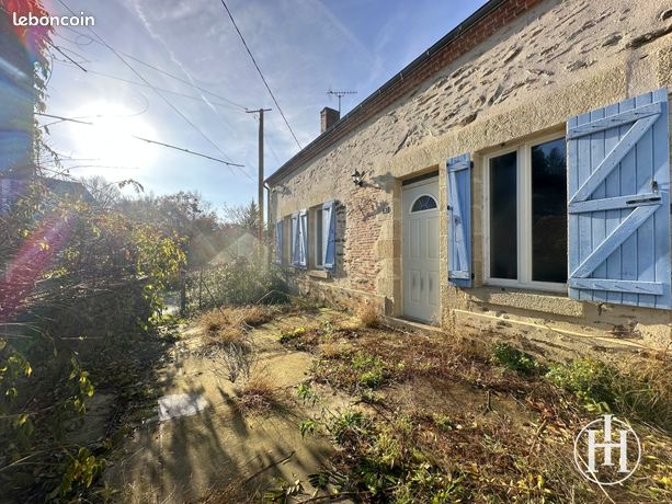 Casa de 3 dormitorios en Vijon, France No. 315172