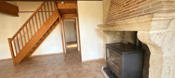 Casa de 3 dormitorios en Vijon, France No. 315172 2