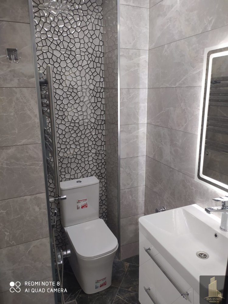 Apartamento T2 em Nizami, Azerbaijan N.º 2031