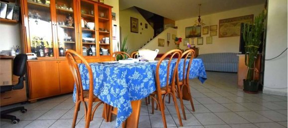 Вилла с 6 комнатами в Треизо, Италия № 154249 3