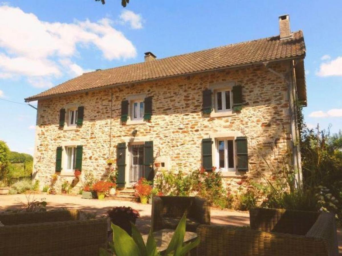 5 bedrooms Land in Chalus, France No. 21521