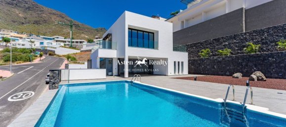 Villa de 4 dormitorios en Adeje, Spain No. 89414 4