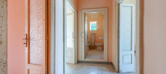 2 Schlafzimmer Haus in Monopoli, Italy, Nr. 262796 15