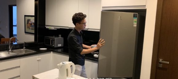 Apartamento de 3 dormitorios en Ba Dinh, Vietnam No. 883 4