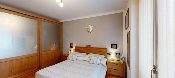 Apartamento de 2 dormitorios en Malnate, Italy No. 361311 12