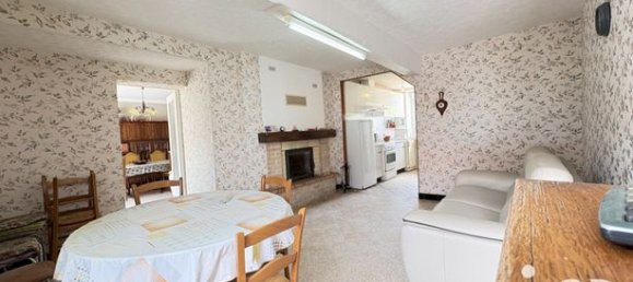 3 Schlafzimmer Haus in Vouzy, France, Nr. 313425 9