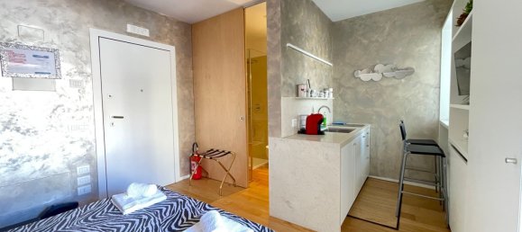 1 bedroom Apartment in Bari, Italy No. 325456 7