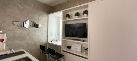 1 bedroom Apartment in Bari, Italy No. 325456 4